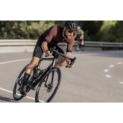 Rogelli Chaussettes Velo Homme - Aero 10 Rogelli Chaussettes Velo Homme - Aero -Vélorbain Magasin chaussettes velo homme aero 3