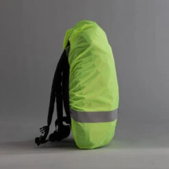 BTWIN COUVRE SAC IMPERMEABLE VISIBILITE JOUR NUIT JAUNE FLUO 11 BTWIN COUVRE SAC IMPERMEABLE VISIBILITE JOUR NUIT JAUNE FLUO -Vélorbain Magasin couvre sac impermeable visibilite jour nuit jaune fluo 2