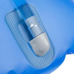 Rockrider POCHE À EAU VTT BLEUE TRANSLUCIDE 2L 13 Rockrider POCHE À EAU VTT BLEUE TRANSLUCIDE 2L -Vélorbain Magasin poche a eau vtt bleue translucide 2l 4