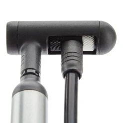 BTWIN POMPE À PIED PORTABLE DE VOYAGE 21 BTWIN POMPE À PIED PORTABLE DE VOYAGE -Vélorbain Magasin pompe a pied portable de voyage 9