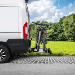 Porte-vélos LAS SD260 Pour 2 Vélos Spécial Portes Battantes Fourgon -Vélorbain Magasin porte velos las sd260 pour 2 velos special portes battantes fourgon 4