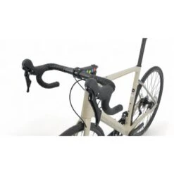 Reconditionné - BMC Roadmachine Six Shimano 105 - Excellent état 14 Reconditionné - BMC Roadmachine Six Shimano 105 - Excellent état -Vélorbain Magasin reconditionne bmc roadmachine six shimano 105 excellent etat 5