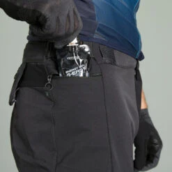 Short VTT Rockrider Fitté RACE Noir 19 Short VTT Rockrider Fitté RACE Noir -Vélorbain Magasin short vtt rockrider fitte race noir 7