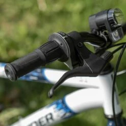 VTT ENFANT ROCKRIDER ST 120 20 POUCES 6-9 Ans BLANC BLEU 12 VTT ENFANT ROCKRIDER ST 120 20 POUCES 6-9 Ans BLANC BLEU -Vélorbain Magasin vtt enfant rockrider st 120 20 pouces 6 9 ans blanc bleu 2